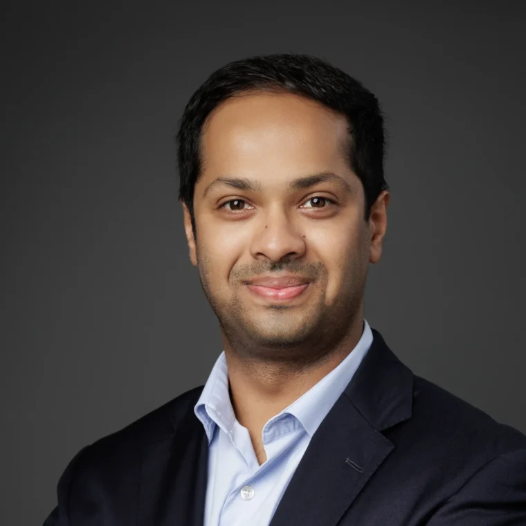 Naveed Cader- CEO of Scope Cinemas with The Business ICON Magazine